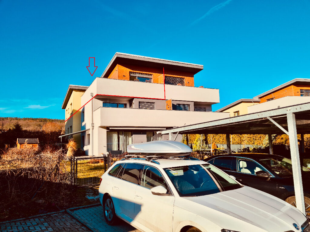 Pronájem luxusního mezonetu 3+kk, 86 m² – Řitka